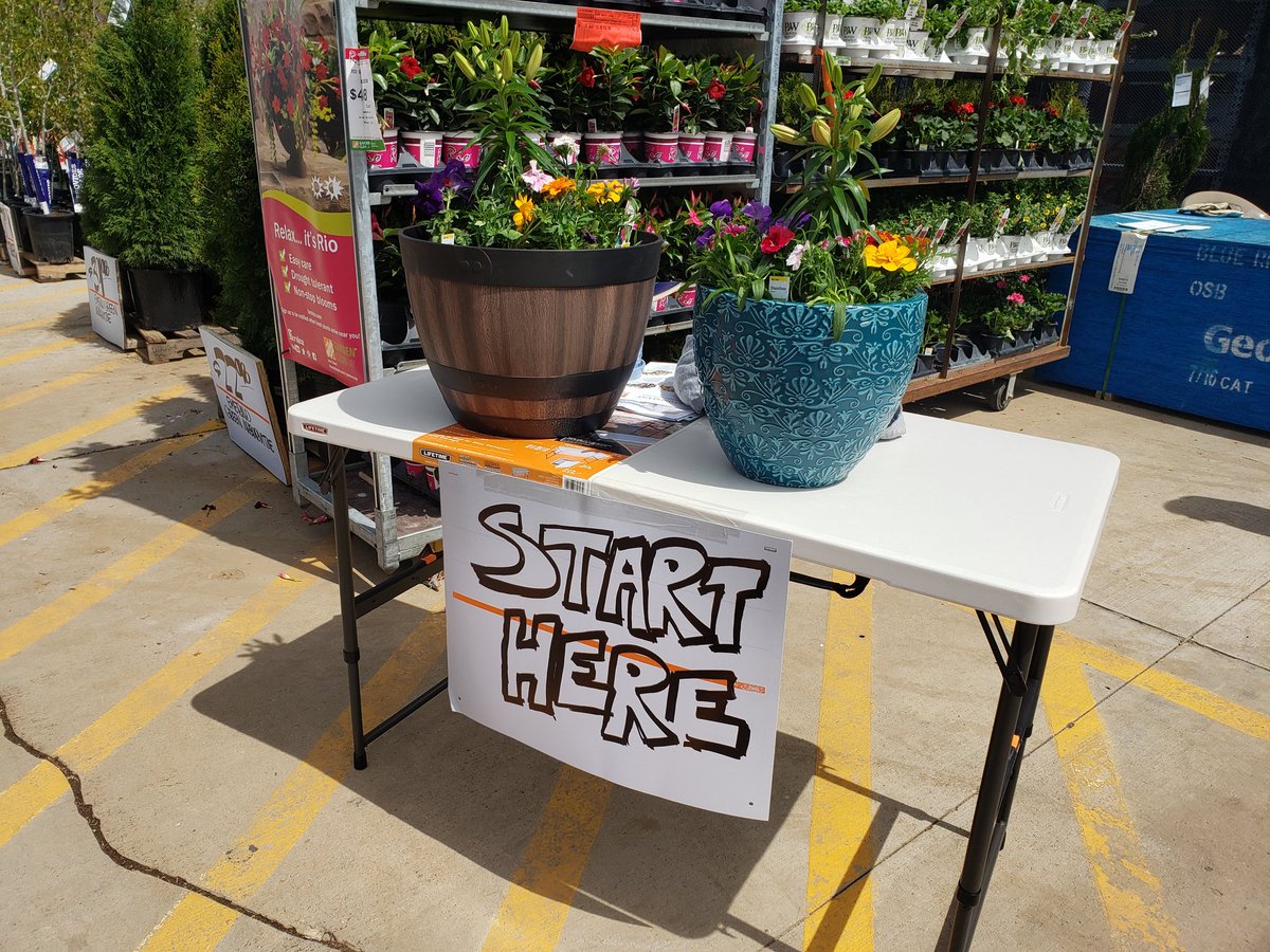 NipperShellie's tweet photo. Containerfast is here at your local West Valley City Home Depot!! Come celebrate Spring with us!
#thd4406 #PacNorthProud #homedepot #containerfest https://t.co/1e2CvyjpuO