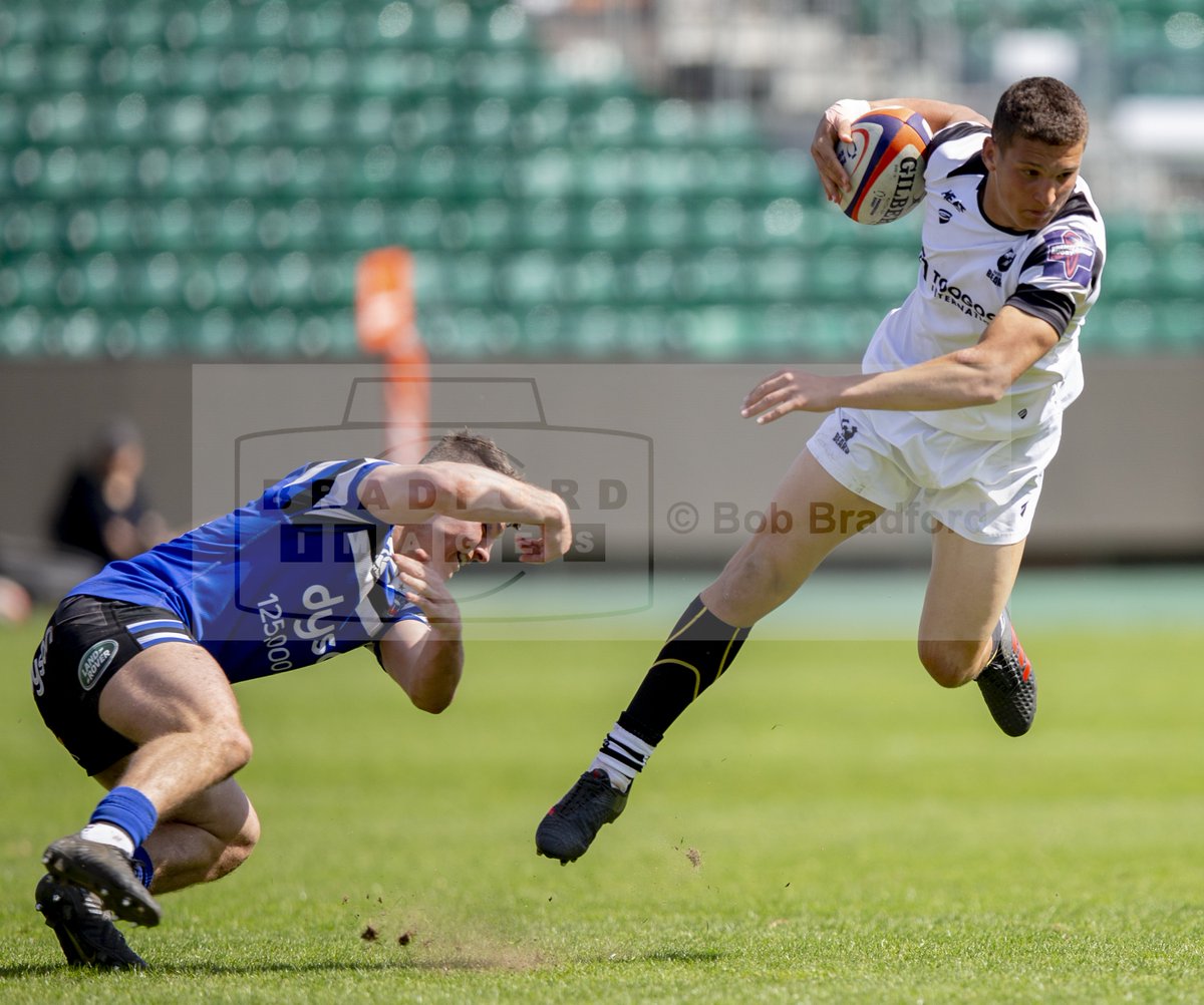 Images from @bathrugby United v @BristolBears 'A' 

click link for full gallery
facebook.com/pg/BobBradford…

@TalkRugbyUnion @swsportsnews @bathrugbyacad @brfc_academy @BeechenRugby @ccolsport