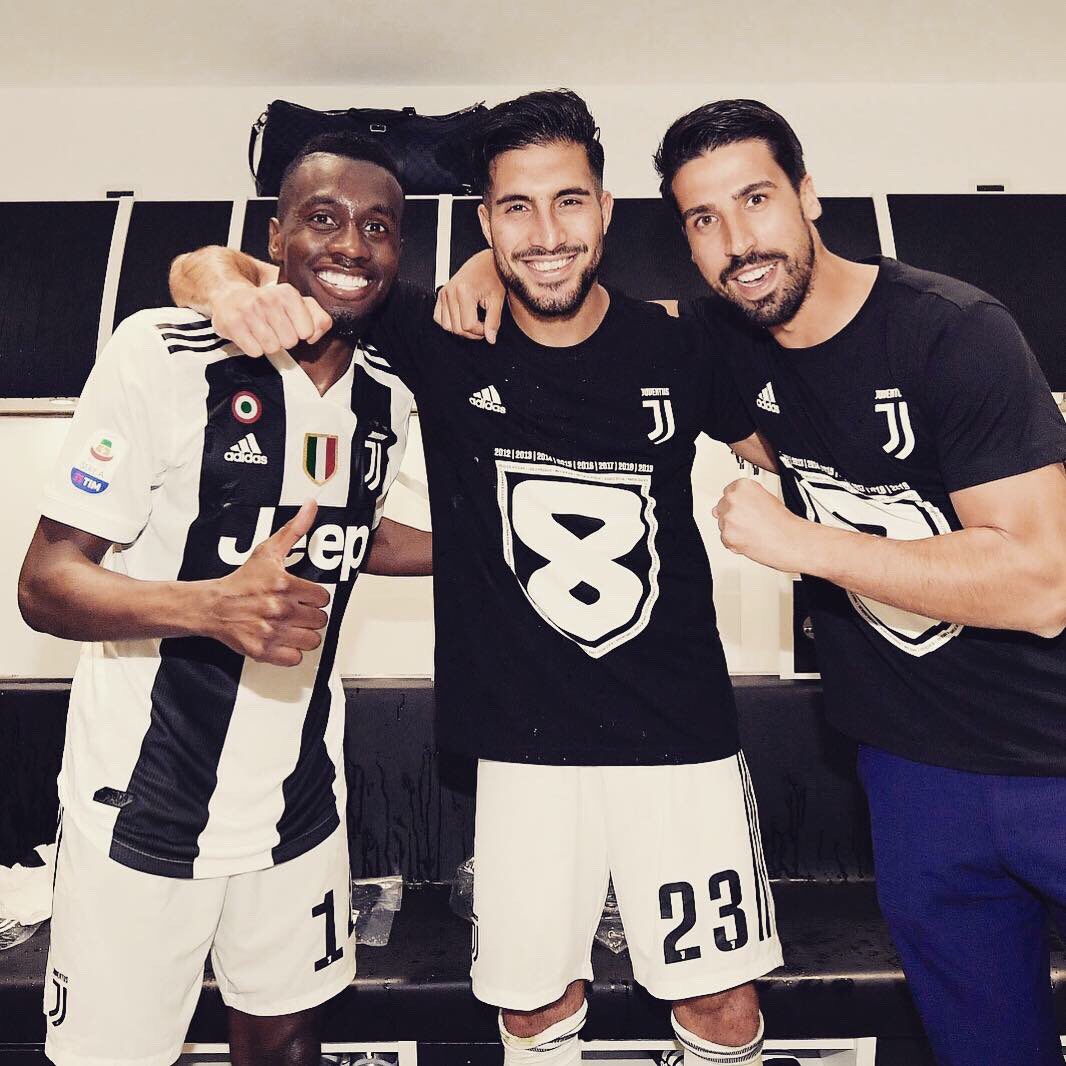 MATUIDIBlaise's tweet image. SCUDETT🎱🎱🎱🎱 !!!! Sempre Juve 🏆⚪⚫ #GiveItall #W8NDERFUL