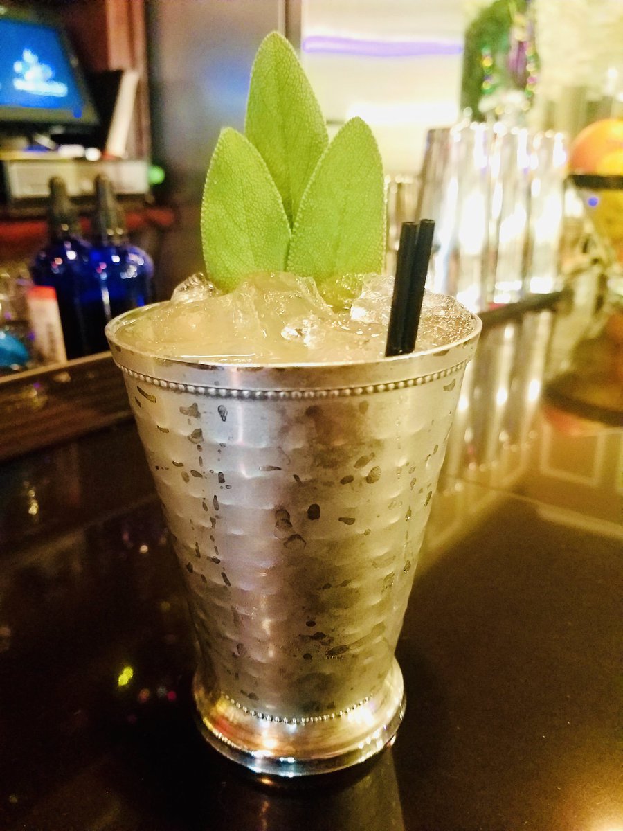 MapleTreeInn's tweet photo. #specialtycocktail #tonight @mapletreebistro #springfilly w/ @StGeorgeSpirits #botanivore #gin, lemon, #organic cane sage syrup, & @PickettsGB #gingerbeer #cocktails #cocktailsoftwitter #craftcocktails #twittercocktails #cocktailspics #foodie #nightout #spring #mapletreeinn https://t.co/huZ6bLSU8t