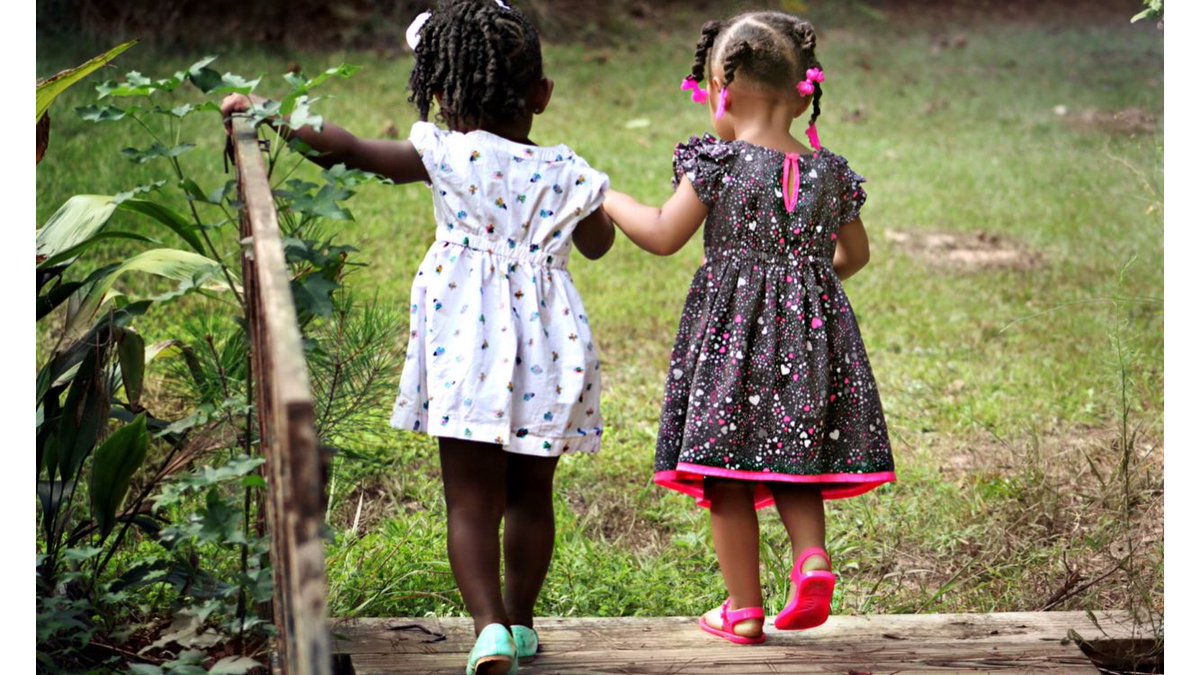 CowsCantJump's tweet photo. Via @Medium @EveryLibrary @KGWilkins1 — Your Toddler Wants to Hang Out at the Library: “ToddlerTimes” Promote Early Literacy and Social Interaction #parenting #readwithchildren https://t.co/cwAxtU9aif https://t.co/QGxEmpXC1M