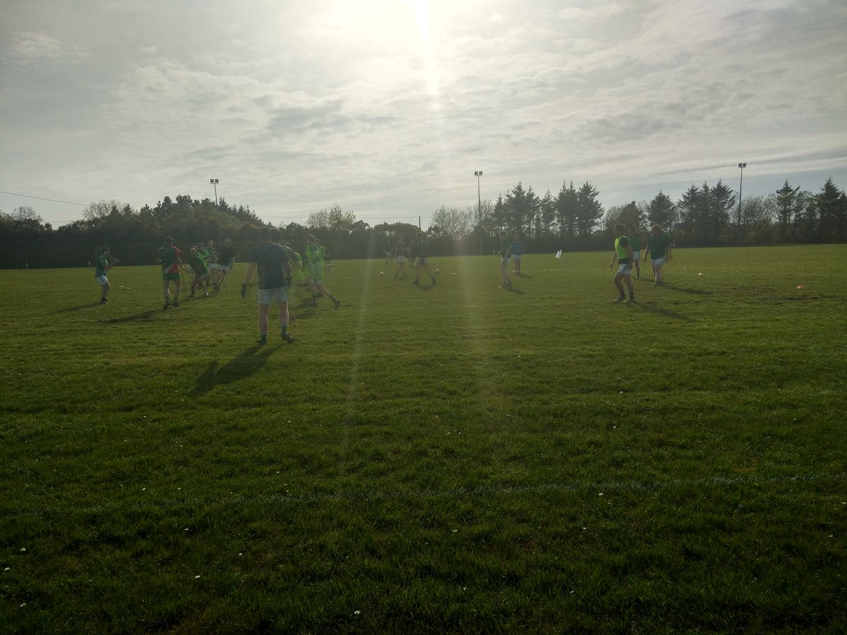 erristimes's tweet photo. A fantastic night for us at The Erris Times - more than 1100 individual devices around the world tuned in to our live commentary of @BallycroyG v @KilmeenaGAA - Thanks to Raycol Ltd for the support in #beautifulballycroy
@MayoGAA @GaaNorth @Westmayogaa @MayoSport1 @MayoNorth https://t.co/s7r5FI2J6z