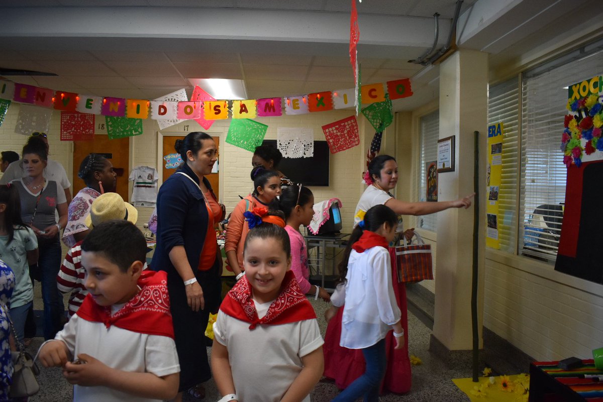 isabellopezsa's tweet photo. @eaepanthers @participate @mister_equality @ChioEvans Global Night#3 https://t.co/srOGEMxQVH