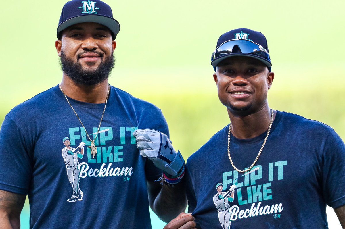 Fresh Ts came in for the boys..
🔥 🔥 BreakingT.com/Beckham