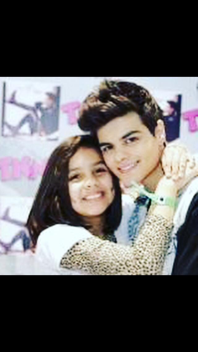 montiel_nadu's tweet photo. Julio 2015 / Agosto 2018💛 @AbrahamMateo #SiempreContigoAM #TeQueremosAM https://t.co/VirUquMj7t