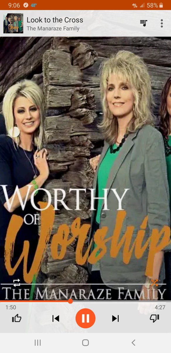 kNicoleee1207's tweet photo. One of my favorite songs, ever. Such sweet people, a sweet song, but an even sweeter God. 🙌 #looktothecross #happyeaster https://t.co/YcXw7TVNY8