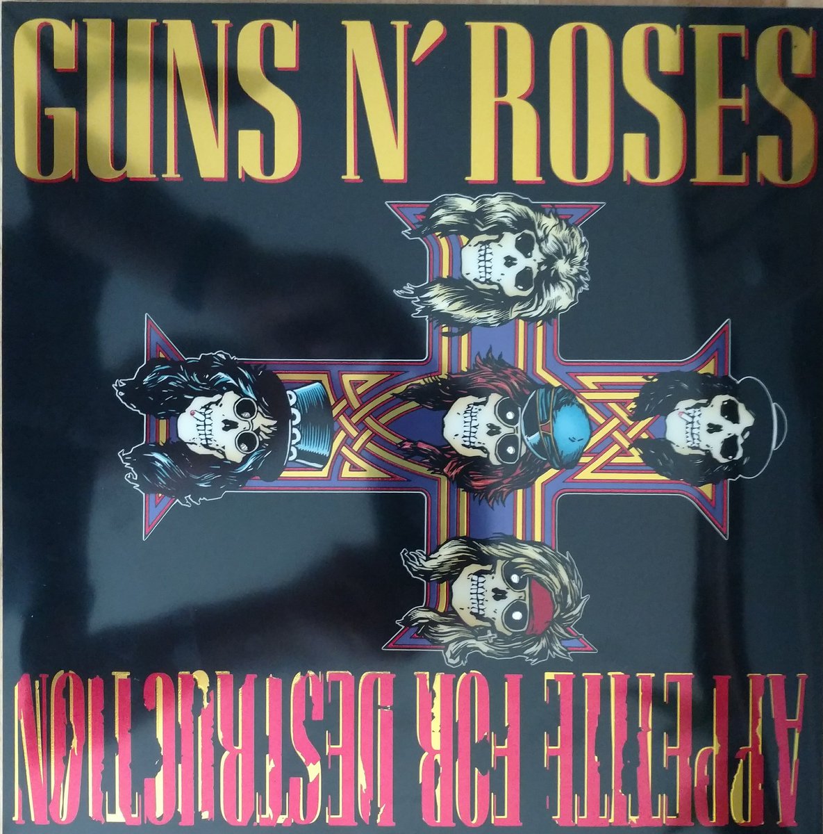 MooseyGeek's tweet photo. My new toy
Finally, now to start on my collection.
#audiotechinca #gnr #gunsnroses #beastieboys #guardiansofthegalaxy #awesomemixvol1 #vinyl https://t.co/StyBOQvCj9