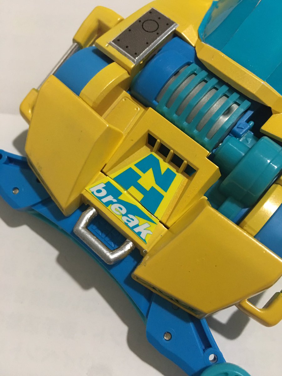 TOMATOjuice0705's tweet photo. #mini4wd #ミニ四駆 #タミヤ
スピードを競う部門の他、見た目を競うコンクールデレガンスと言う部門があります。
カッコいい、かわいい、美しい、ユーモアのある 個性的なマシンが多数出品されるこの部門。
私もマシンを出品しました https://t.co/rmJVNxLwQ0