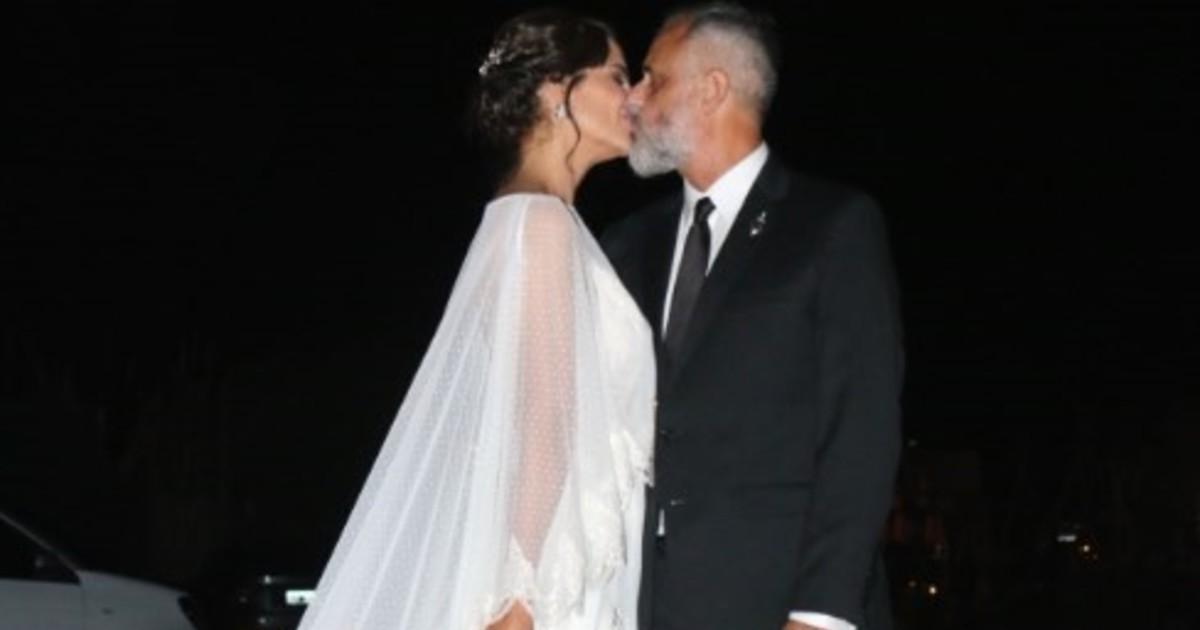 clarincom's tweet photo. El casamiento de Jorge Rial: las primeras fotos después del sí https://t.co/FLgkPZfRDH https://t.co/YllulX8OZY