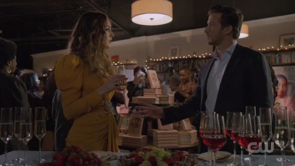 PlayFulLoveProd's tweet image. FALLON MAKE THIS RIGHT THIS INSTANCE BEFORE I KILL YOU FOR HURTING HIM LIKE THAT!!! 😭😭😭 #Dynasty #Falliam #WelcomeBackFalliam