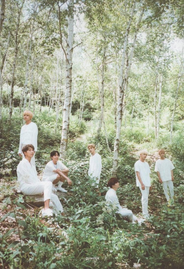 sugamogie's tweet photo. jimin was a little boy afraid of the big,wide world he's grew up within he castle walls.
#soafraid https://t.co/hiK93gKIYz