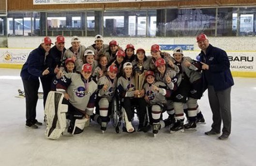 playhockeyna's tweet photo. Big shoutout to our Girlsβ #MidwestSelects for winning the U-14 @worldselectsinv ππΌ #SelectsProud https://t.co/bohb0arE7q
