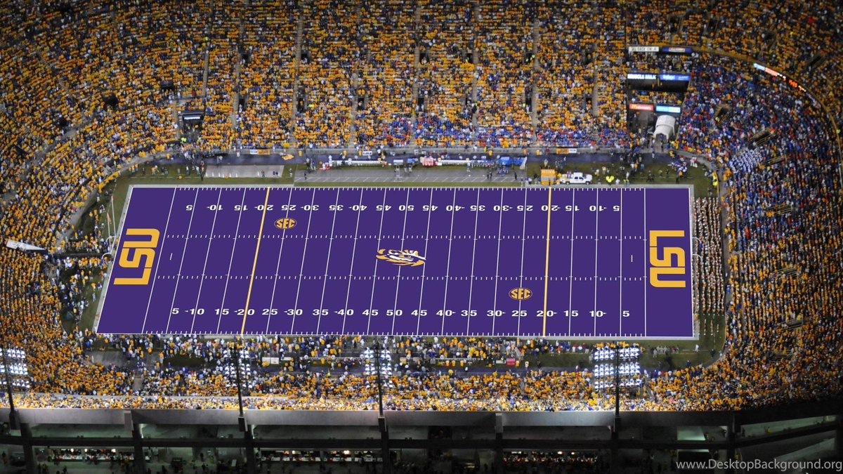 xaviercarlton44's tweet photo. Wow...Blessed, Humbled and so Thankful to have received an offer to Louisiana State University! Thank you @Coach_EdOrgeron @LSUfootball  for this great opportunity!!! #GeauxTigers  #BayouBreed20 #4MAC @LSUFBrecruiting @BrandonHuffman @MCHSFootball https://t.co/l9wWtkvsiy
