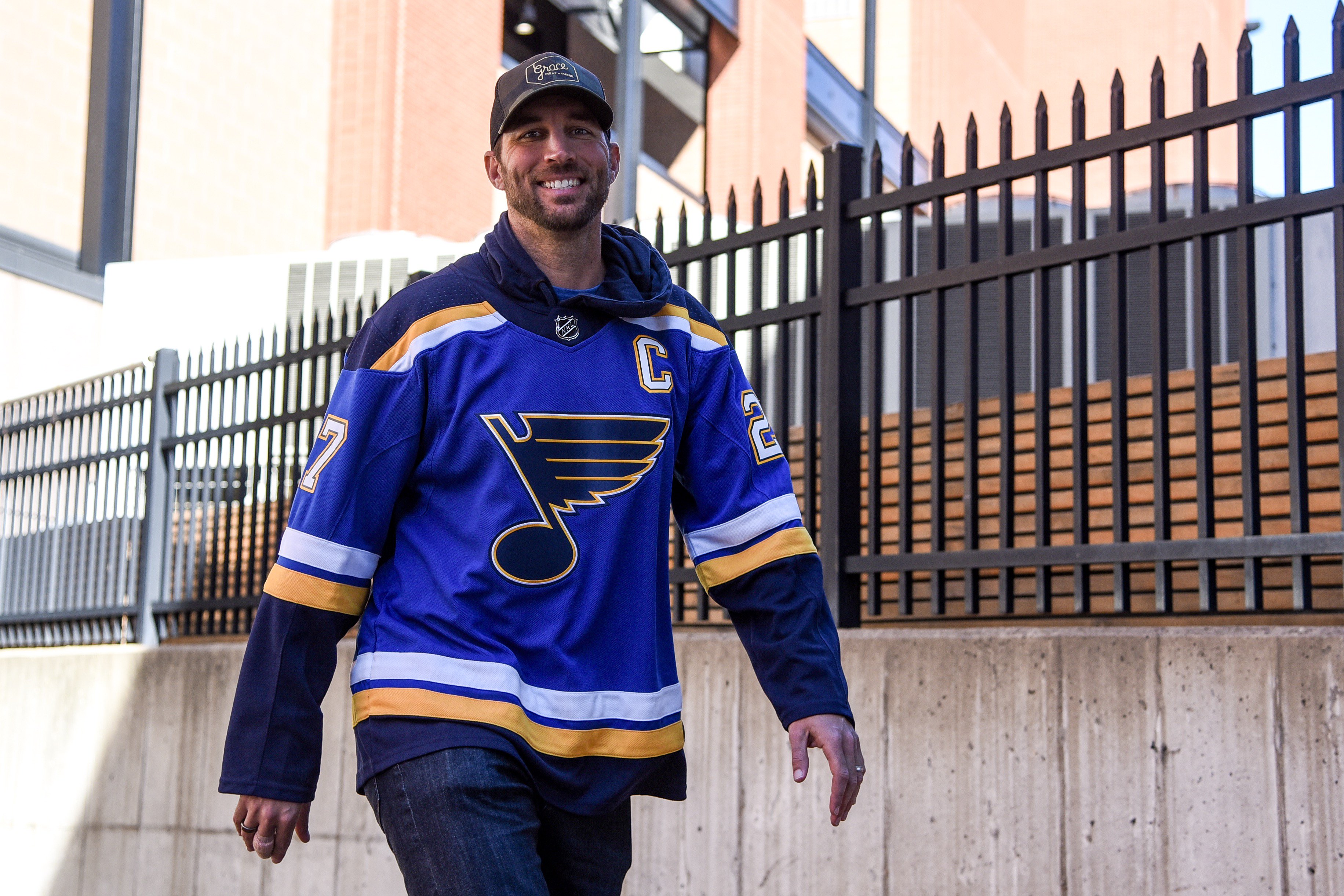 St. Louis Cardinals on X: LET'S GO BLUES! 💙❤️ #TeamSTL   / X