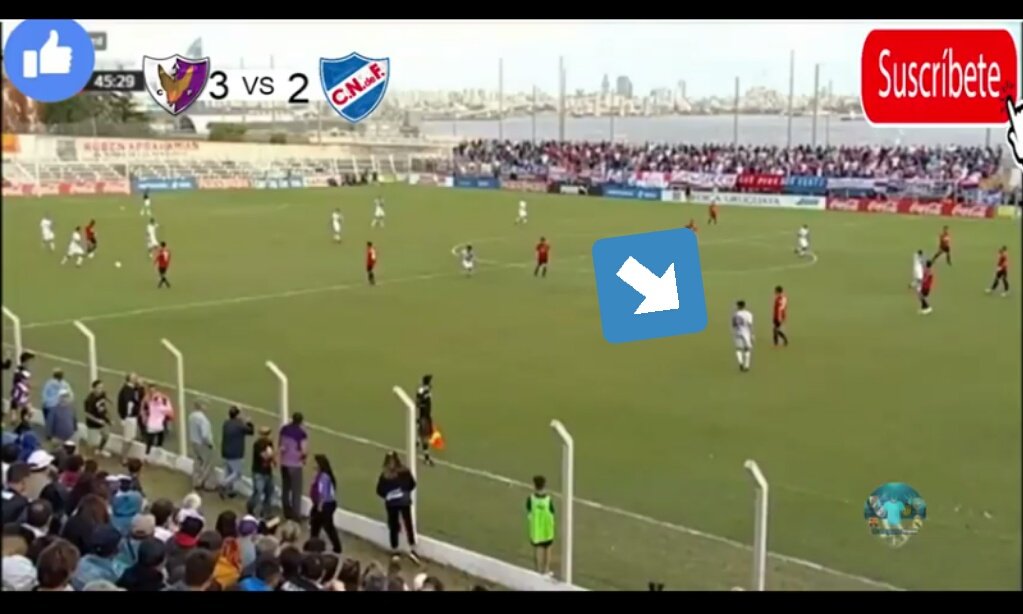 padreydecano122's tweet photo. 2do "error", este fue del asistente Martin Soppi en el 3er gol de fenix, estaba de frente al jugador de fenix, era un claro offside https://t.co/wSsU8anpcC