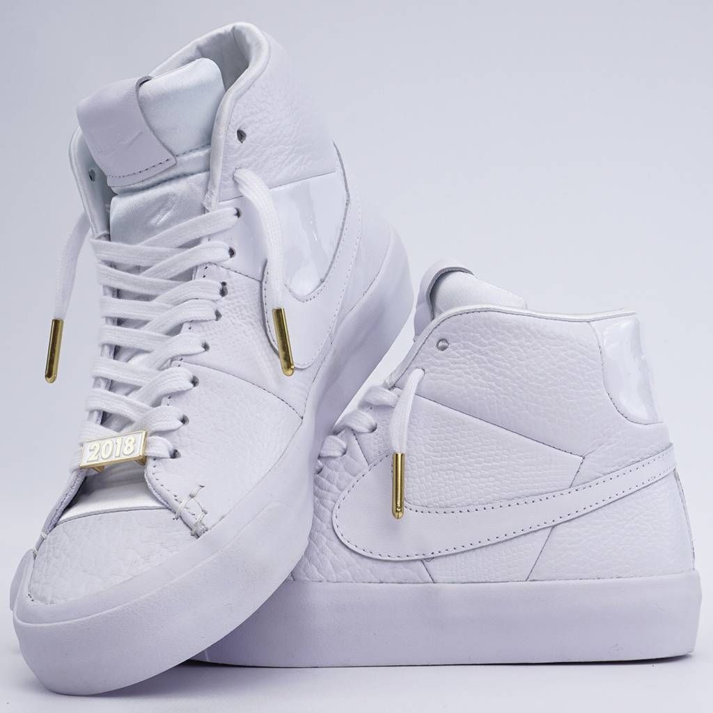 nike blazer royal white out