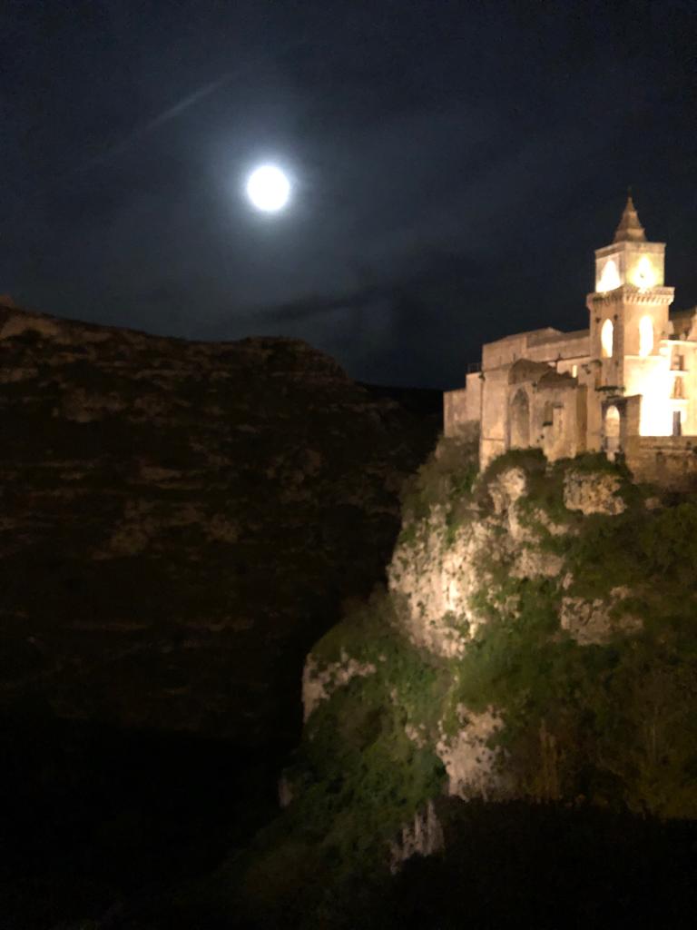 #Matera by night #capitaleDellaCultura2019 #sassidimatera  🇮🇹