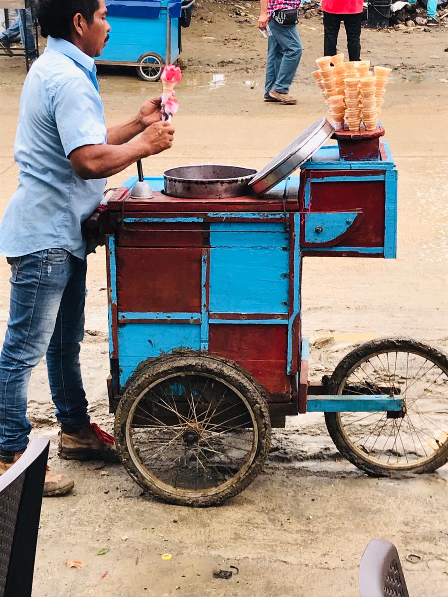 dairom49's tweet photo. Los helados que se resisten a desaparecer... delicias del Caribe! 
#LoricaLaTierraDeLosBrazosAbiertos https://t.co/OZo0hzjxcJ