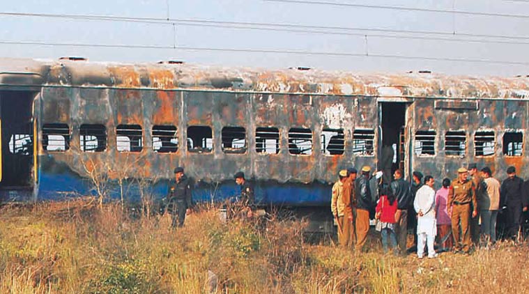Samjhauta Exp Blast 18/2/07 (died 68 & injured 12)-2 bogies burnt near Diwana (Panipat)-Karachi based terror outfit claimed responsibility Even though a dossier shared with Pak, controversial position was taken afterwards to frame Pragya Thakur, Col Purohit & Aseemanand.