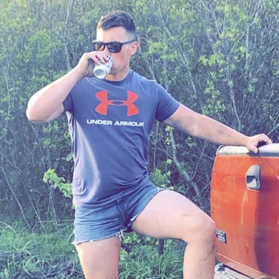 ChesOlson's tweet photo. #NewProfilePic https://t.co/YDSDC6GlIF