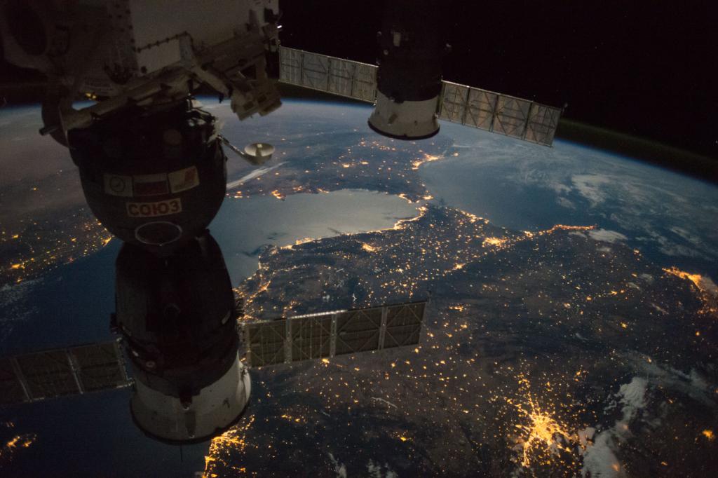 NASA's tweet photo. Our magnificent planet is ready for its close-up 📸, &amp; on #EarthDay, April 22, we’re calling on YOU! Help us celebrate by uploading a photo of your favorite natural features using #PictureEarth. Learn how your pictures could be featured in future projects: https://t.co/89zulBY90i https://t.co/XDGBQiJE7B