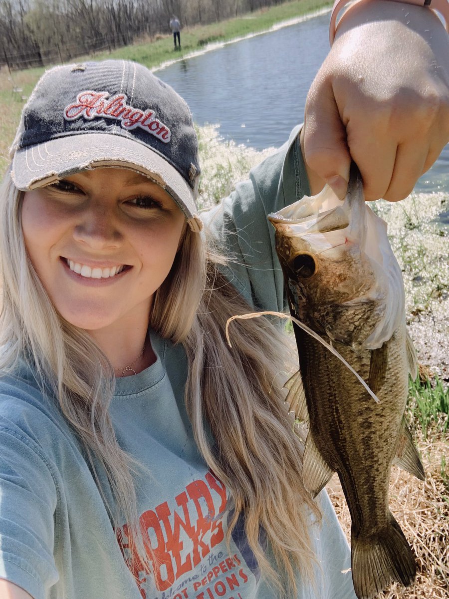 FreyenbergerFun's tweet photo. Outdoor activities over the holiday weekend 🐟🎣 #catchoftheday https://t.co/jQlsKhgRe8