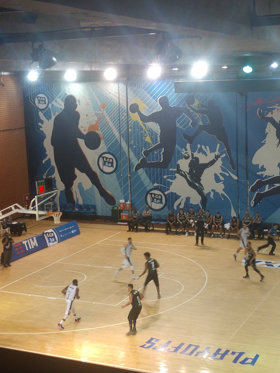 rpoliesportiva's tweet photo. Final do jogo no Henrique Villaboim, @ClubePinheiros 89x64 @Botafogo. Pinheiros faz 2-1 na série.
#nbb #nbbplayoffs #nbbcaixa #nbb11 #novobasquertebrasil #playoffsdonbb #basket #basquete #basketball #ecpinheiros #botafogo #bofafogobasquete #ilovethisgame #VamosFOGO #pickandroll https://t.co/hYEB4J1zNE