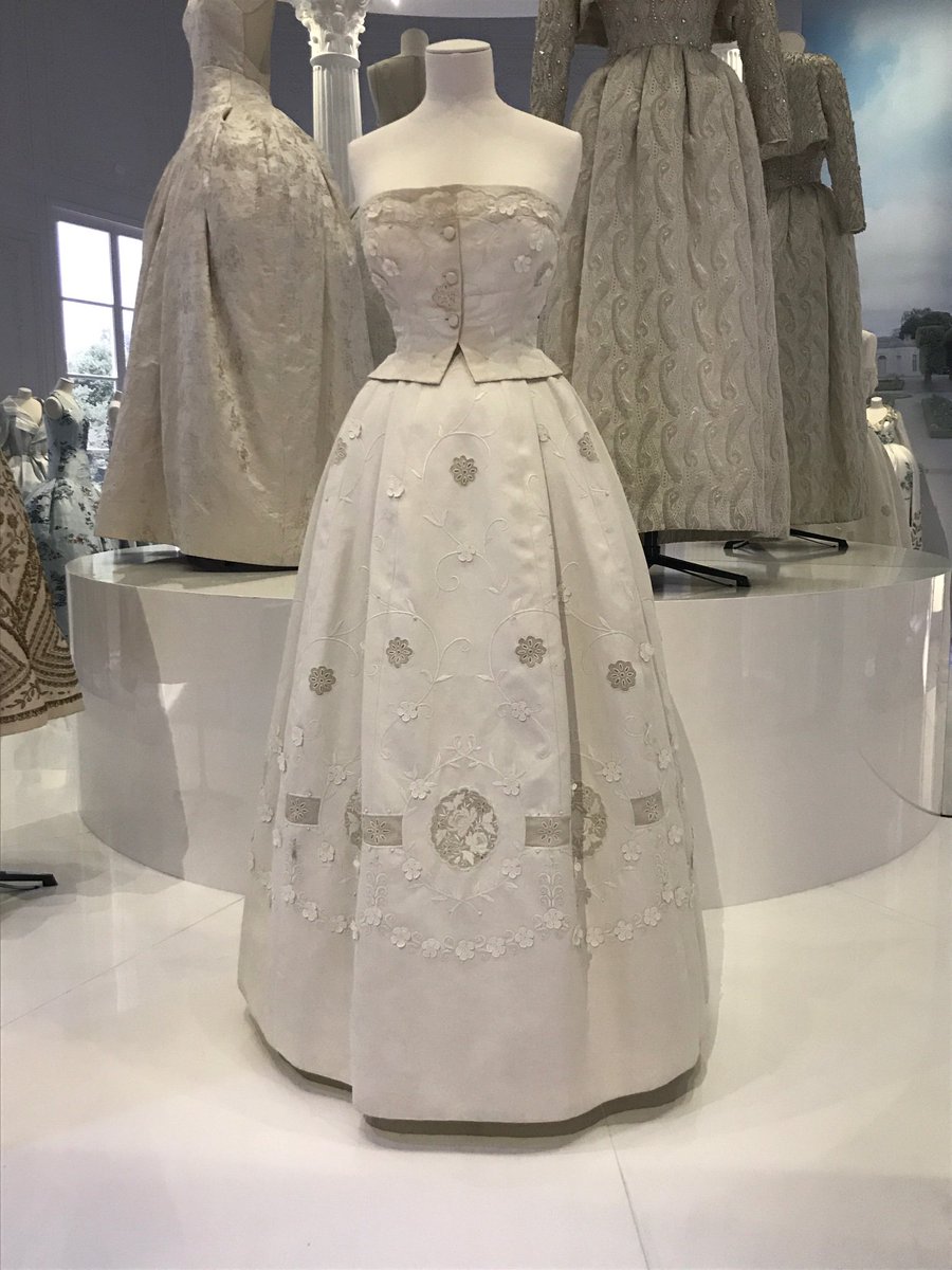 DebraMHaak's tweet image. The Dior exhibit at the V&amp;amp;A is breathtaking! #ephemeralarchitecture
#diordesignerofdreams @Dior @V_and_A