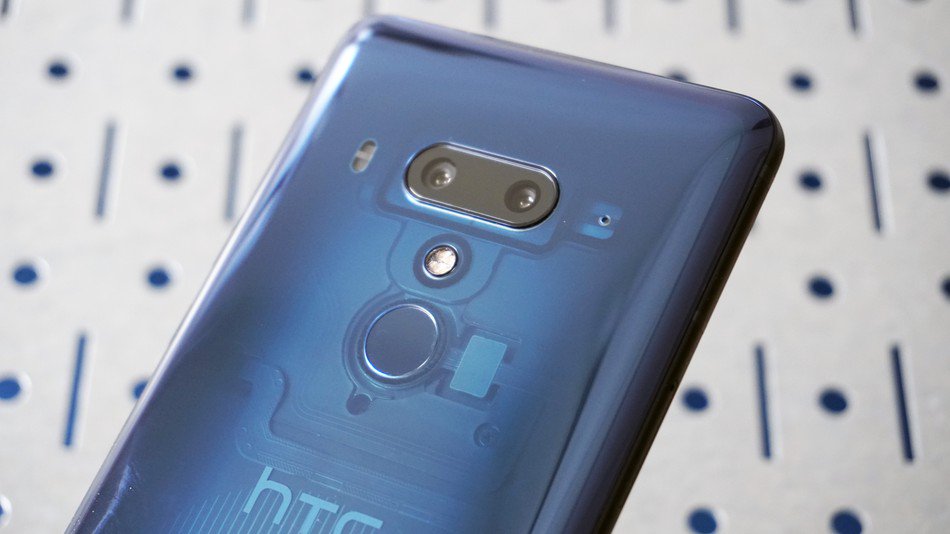 Bob_Hax's tweet photo. HTC starebbe preparando uno smartphone 5G, apparso nel Bluetooth SIG https://t.co/SdFdRquiPk https://t.co/VXyggpyBn0