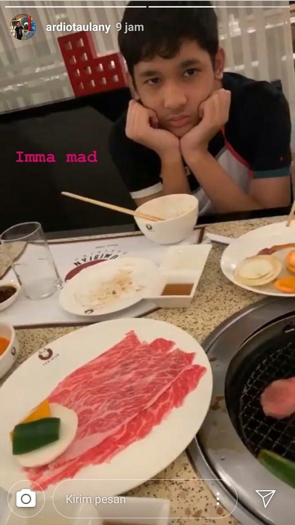 Kamu gk gila sayang. Mama mu yg kurang bijak.

#ErintaulanySakitJiwa
#ErintaulanySakitJiwa