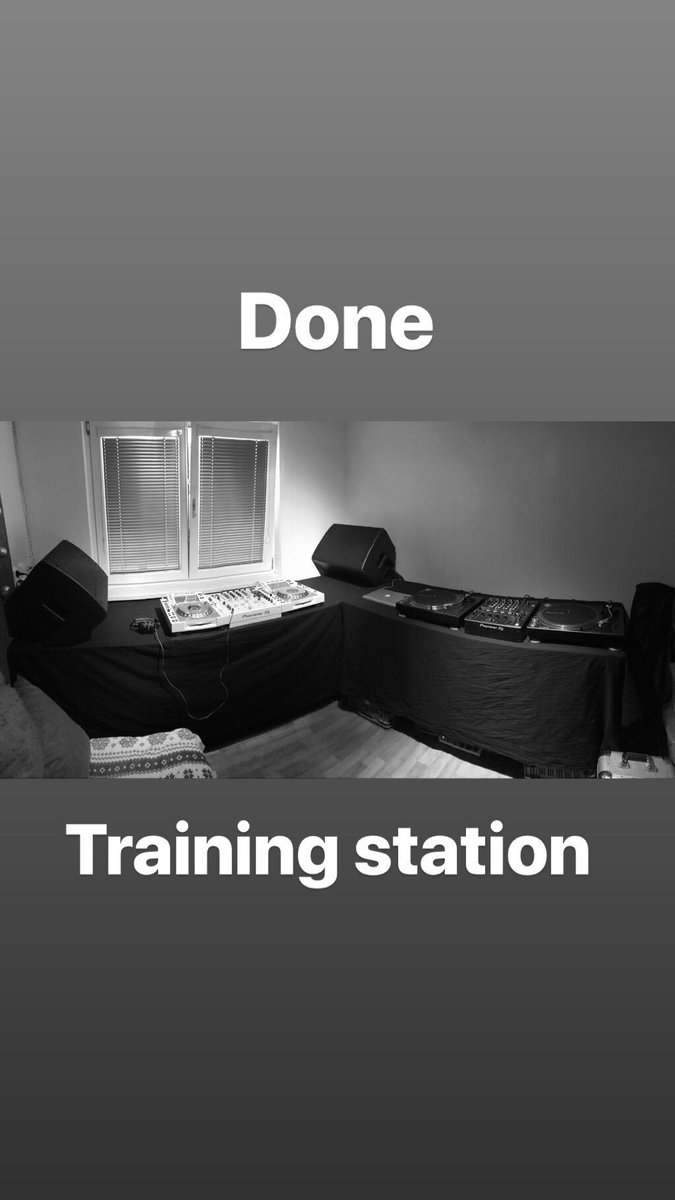 dj_dannight's tweet photo. #trainingstation #homestudio #pioneerdj #pioneercdj2000nxs2 #turntable https://t.co/PDSIiN8qZF