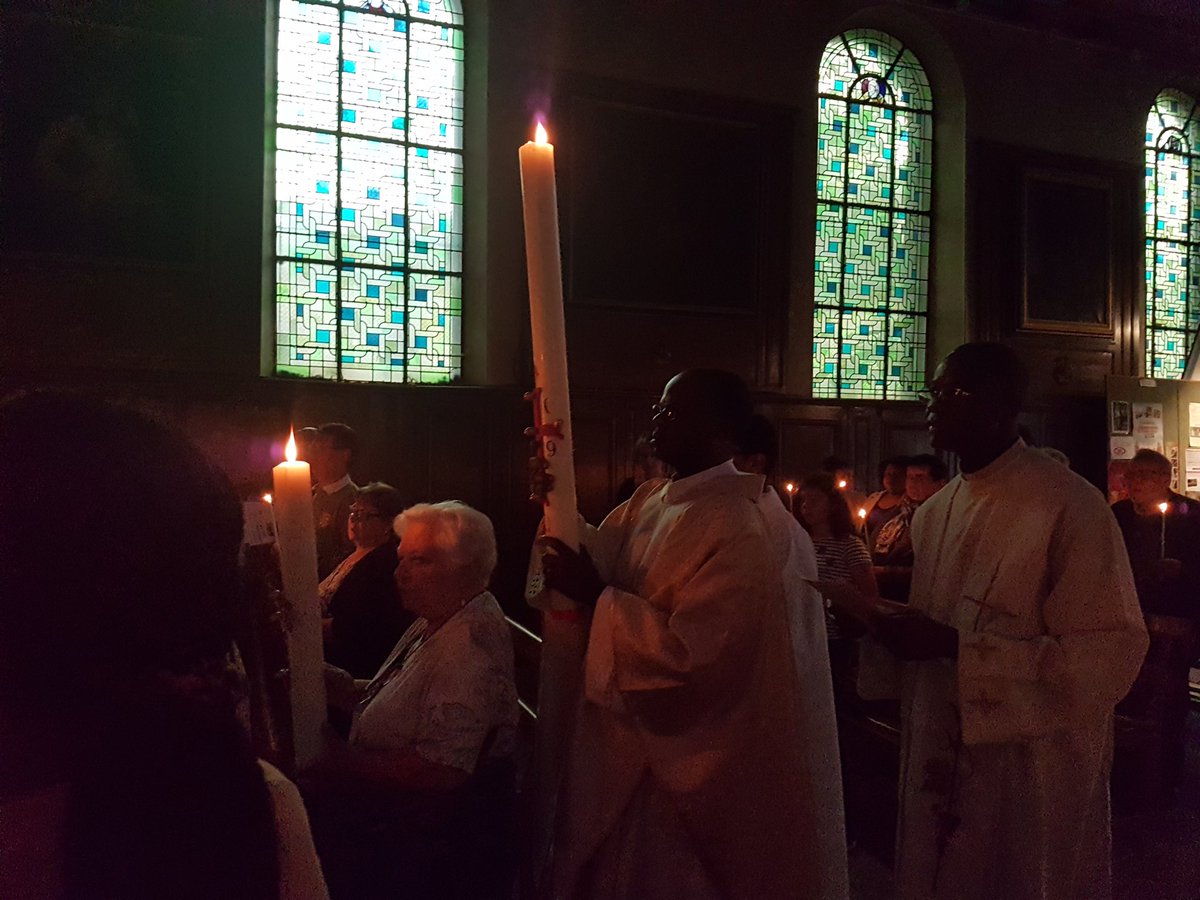 JAJUP_Officiel's tweet photo. #VigilePascale ce soir en l'église Saint-Denis à #AthisMons

"Le Christ est ressuscité, Il est vraiment réssucité Alléluia!"

#Pâques https://t.co/QJIhKwrPxh