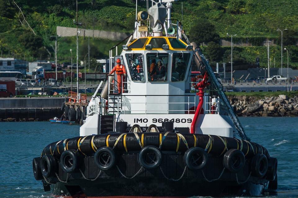 elpuertodechile's tweet image. Gente de puerto:

Marco Barrera, ha navegado en casi todos los puertos de Chile y conoce a el fondo marino de San Antonio como la palma de su mano.