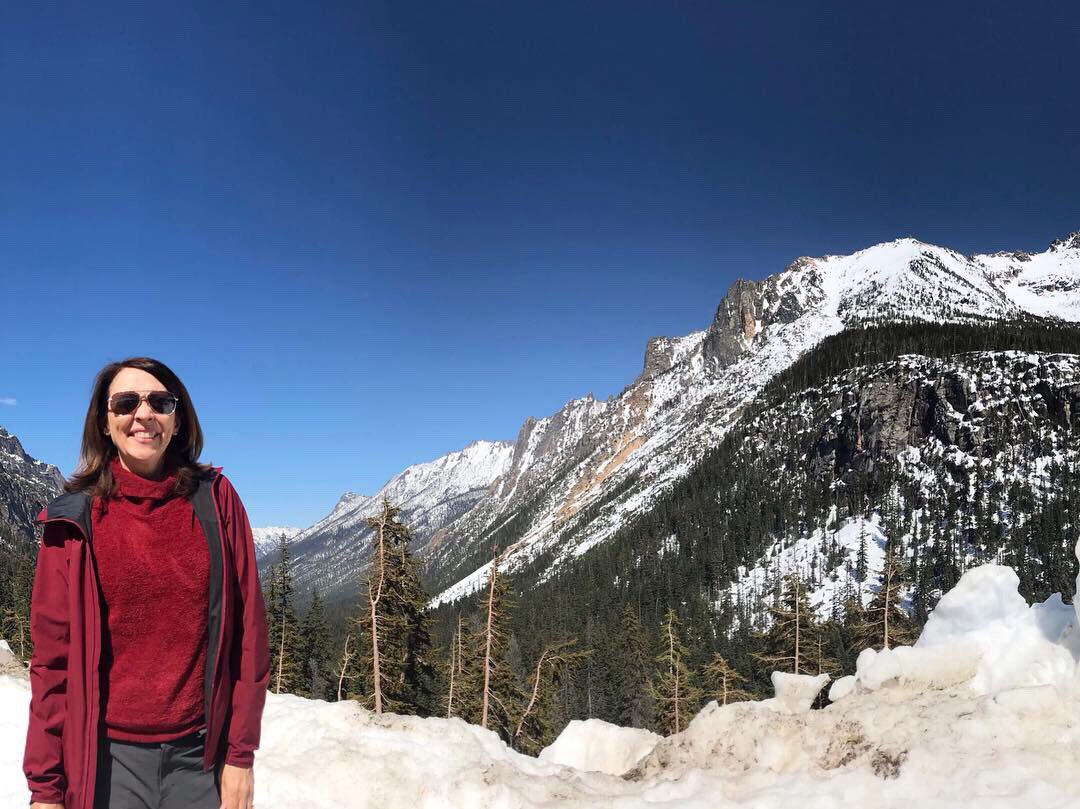 On the road to Winthrop today and I had to stop and enjoy the view. What a beautiful state we live in! 🏔