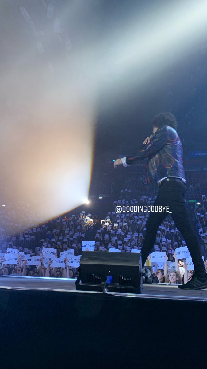 goodingoodbye_'s tweet photo. Grazie. Non ci sono altre parole.
È stato il più bel concerto della mia vita, domani magari riusciuró a dire di più. Ma grazie, per tutto, per averlo reso indimenticabile. 💛

@MetaErmal #Meta38 #ErmalMetaAlForum https://t.co/dlZlFoe2WA