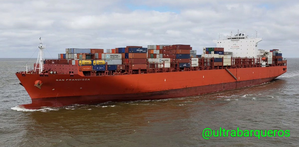 UltraBarqueros's tweet photo. Container Ship "CAP SAN FRANCISCA" - #MeetingArea #PuntaIndioChannel #RioDeLaPlata #Argentina - 23.October.2018 -10:17 Local Time.
#ultrabarqueros #ultrabarqueros2 #pilots #merchantnavy #instaship #merchant #instashipping #seafarer #seamen #shipspotting #marinomercante https://t.co/jLpjoZGIfJ