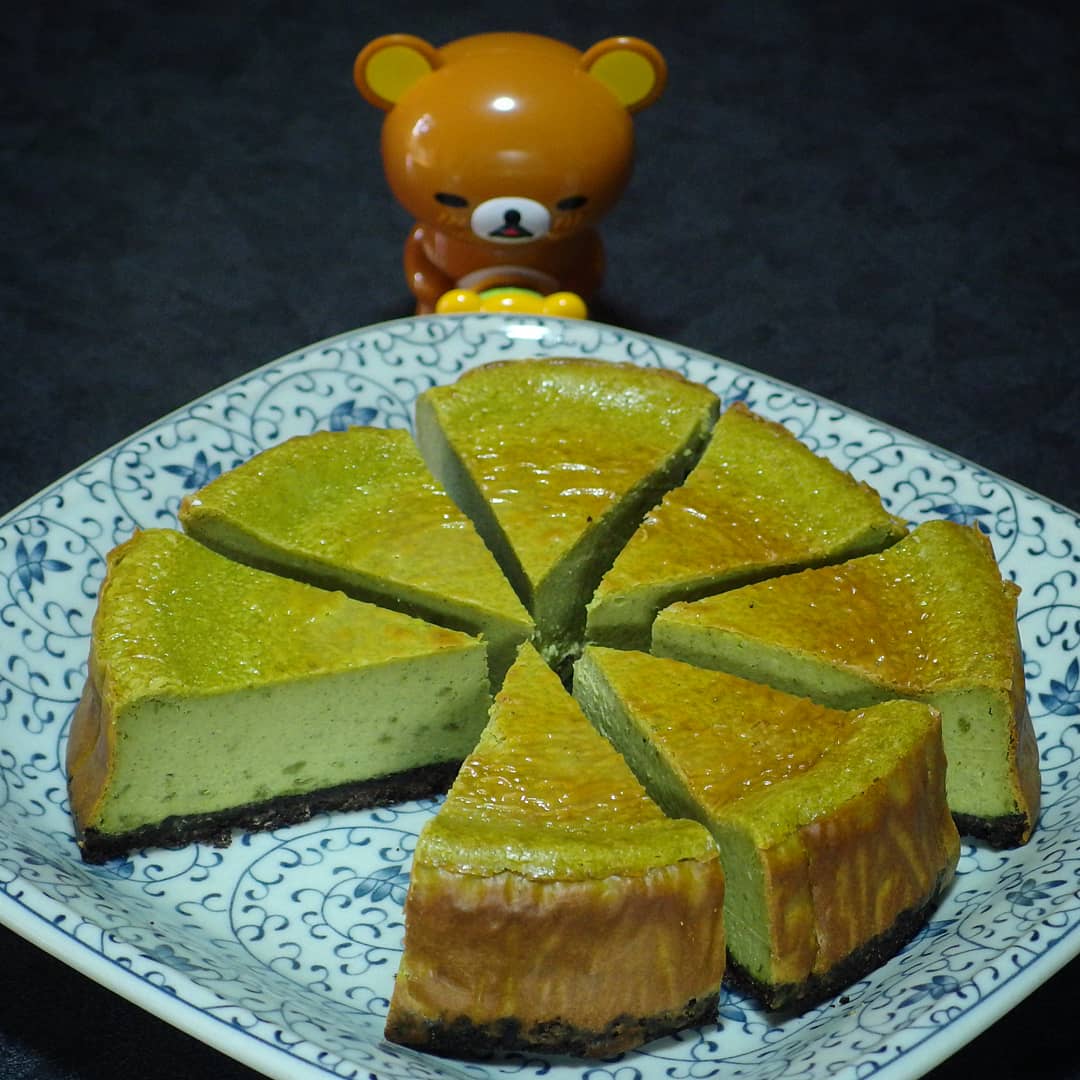 岡田幸生 抹茶ベイクドチーズケーキ 18cm丸型 クリームチーズ キリブロックタイプ 0g 砂糖 50g 薄力粉 25g 粉末緑茶 ダイソー 9g 卵 2個 ホイップ低脂肪 雪印メグミルク 150ml ポッカレモン100 15ml オレオバニラクリーム モンデリーズ 9 岡田幸生 抹茶ベイクドチーズケーキ 18cm丸型 クリームチーズ キリブロックタイプ 0g 砂糖 50g 薄力粉 25g 粉末緑茶 ダイソー 9g 卵 2個 ホイップ低脂肪 雪印メグミルク 150ml ポッカレモン100 15ml オレオバニラクリーム モンデリーズ 9