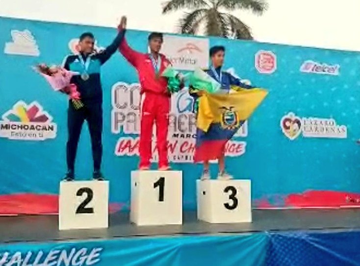 DeporteEc's tweet photo. Jonathan Amores se ubicó en el tercer lugar, modalidad 20km, durante su participación en la Copa Panamericana de Marcha que se realiza en México. 🥉🇪🇨 #ElDeporteNosUne https://t.co/CllXJW7pOg