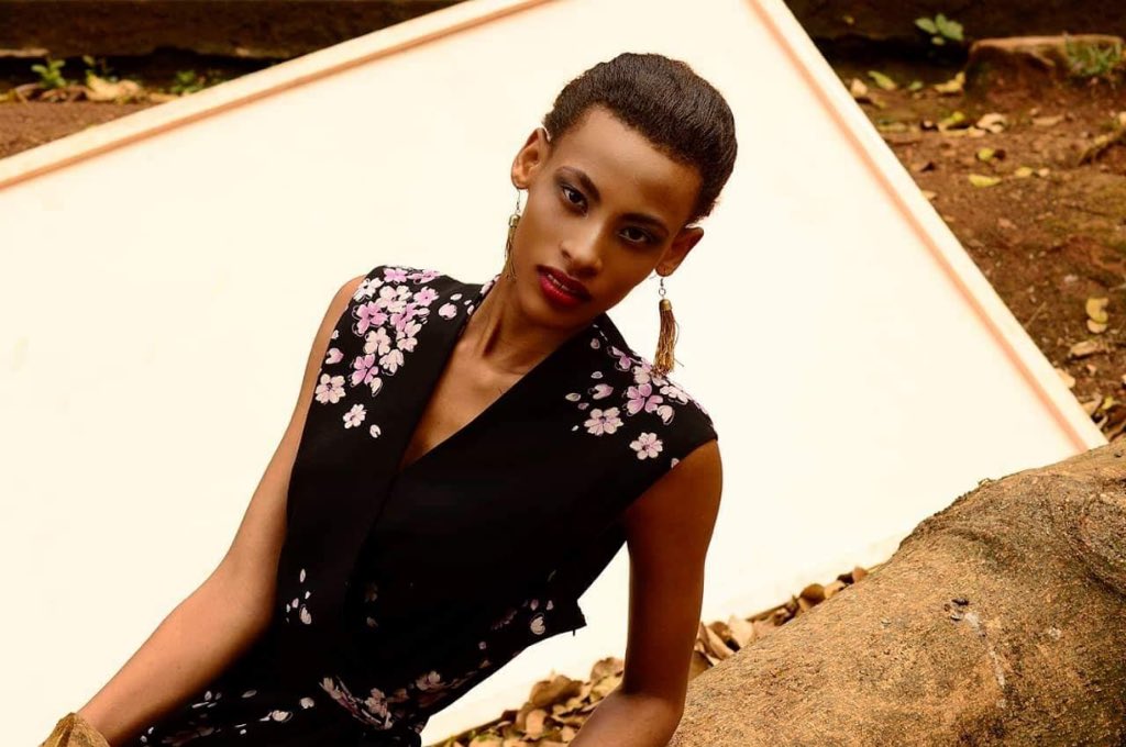 ronniensubuga0's tweet photo. 💋💋#freshdigits 💋💋Update
Victoria Katushabe
📸 @eguana
#newdigitals
#digitals .
.
.
.
#cmagirls #digitalart #polaroids #fashionmodels #fashionvision2025 #topmodels #fashionispower #afi #stylish #outfitoftheday #lookbook #instastyle #fashiongram #fashionable https://t.co/GE4Qor3AEq
