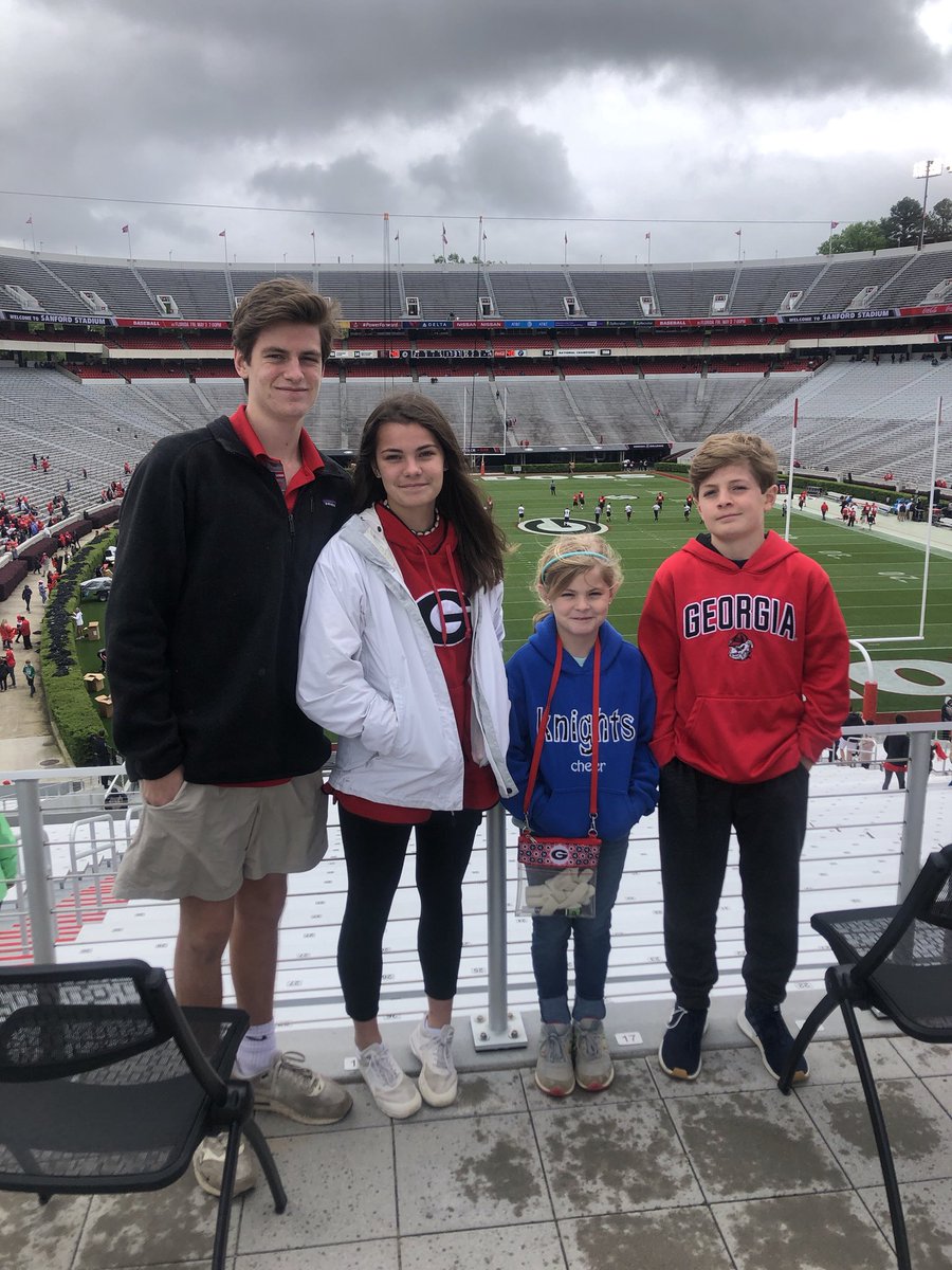 jensiegerlawson's tweet photo. Last minute trip to Athens today for the G-Day game #GDay19 hanging with our kiddo , nephew and friends #jakefromm #ugafootball https://t.co/8nkCr34Yir