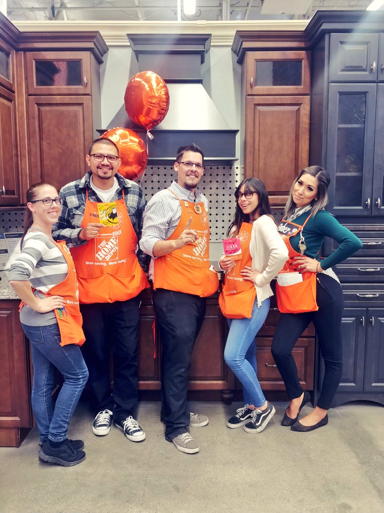Ambermedina6684's tweet photo. 💥Shout Out to Freddy D30 associate on his Shutters Lead Hitting for $3,986!!💚 💚Another Huge Shout Out to Shelly D29 Designer on her 💵 $130K💵 Appliance Sale!💥 Great job team! Keep it up! @lupeadiaz @6610Homedepot @OrmondLsormond  @DavidHoyTHD @kim_ramirez29 @jesse_moran10 https://t.co/8AweIw0QG4