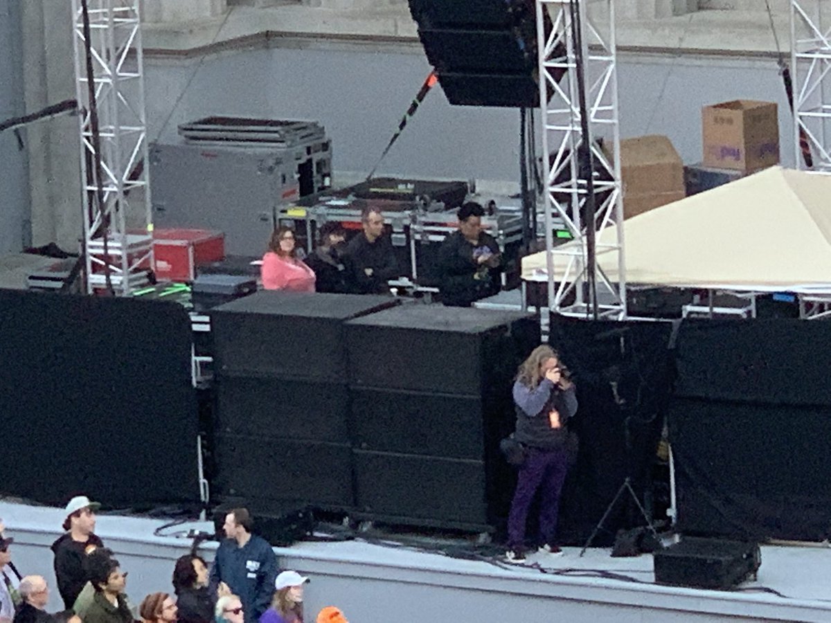 Subtle Fan tweet media