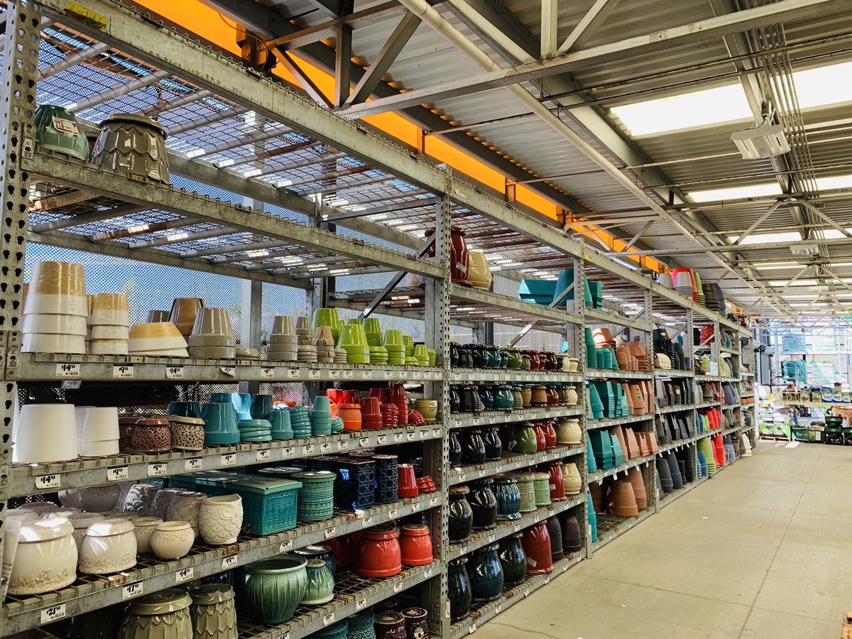LeahVienhage's tweet photo. Get your decks ready with a great looking planter and some flowers at #8966. Dumping the overheads/packing down pots and customers were shopping them off the concrete!! 👌 #containerfest @torHash @THDdiego @BradleyGillin @HDMandySmith https://t.co/vviQwn8Cjq