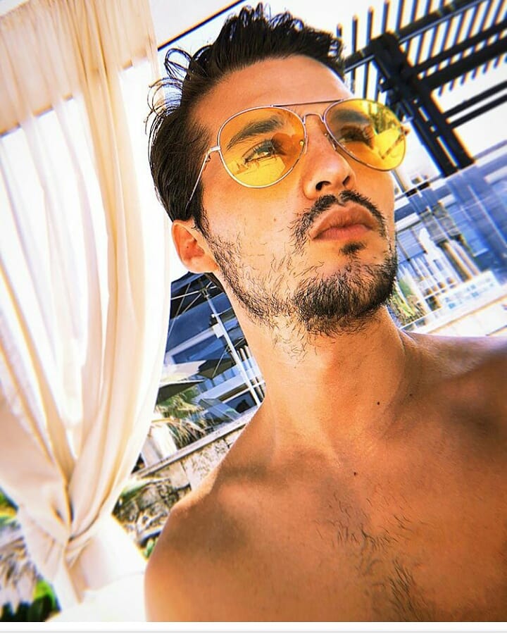 Aponteekathy's tweet photo. Que guapo!!!😘👑❤ @nemoaponte https://t.co/XJxDUf5KdE