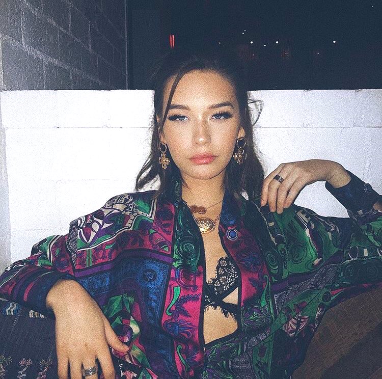 KingVesska's tweet photo. —Día 2 en el #PCFEST
📍Monterrey, Nuevo León
¡El festival ha sido una locura! Definitivamente se ha convertido en uno de mis eventos favoritos y aunque me encuentro un poco cansada no quiero perderme ninguna presentación ni la oportunidad de hacer memorias con mis amigos. https://t.co/qvCrwsiUCP