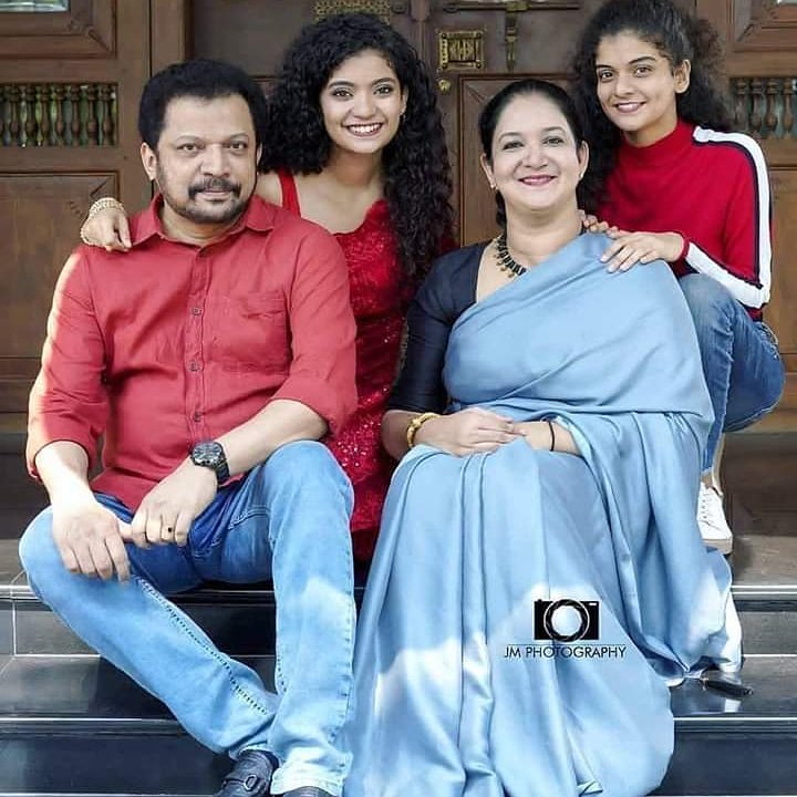 Scriptwriter #BennyPNayarambalam with his family.