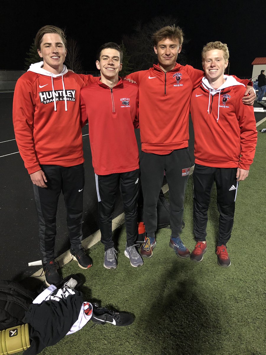 Huntley_CC's tweet photo. Distance Night in Palatine Recap

Congrats to these 4 boys on your performances! Way to represent Huntley Track &amp; Field!

800 m. run 
Jeremy Roe 1:58 (PR)
Chris Simek 2:00

1600 m. run
Jadon Conroy 4:17 (PR)

3200 m. run
Ian Geisler 9:08 (PR) https://t.co/uhatZYsCbv