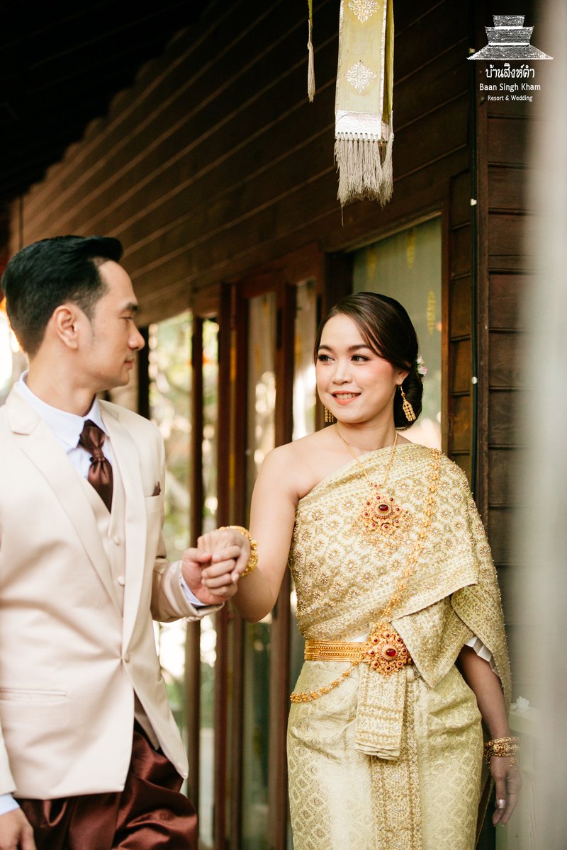 baansingkham's tweet photo. ขอบคุณนะ  ที่ดูแลกันมาจนมีวันนี้ได้ ขอบคุณจริงๆ💞

คุณต้น 💛 คุณเบรค

#wedding #Chiangmai #bride #groom #lanna #แต่งงานเชียงใหม่ #��ต่งงานล้านนา #บ้านสิงห์คำ #Thailand #เฌอแก้ว #SeeYouSoonBamBam #OfficiallyYourGirl #baansingkham #อลหม่านจานใหม่xคิมคอป #ความรัก #love https://t.co/mRzcaeqK2E