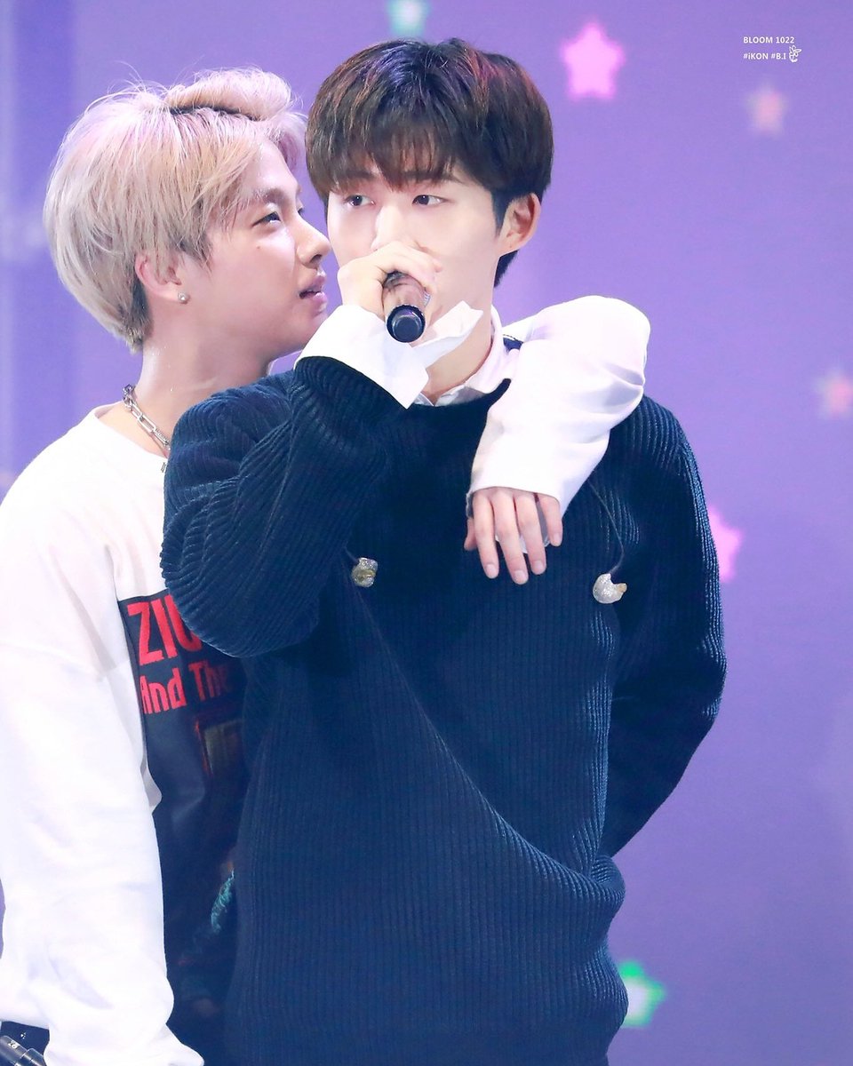 hwannation's tweet photo. Comfort level on and off stage is just on point!
#MAKE_YOUR_KEMiSTRY #JAYMiSTRY #BINHWAN https://t.co/QTdyY2Yqyt