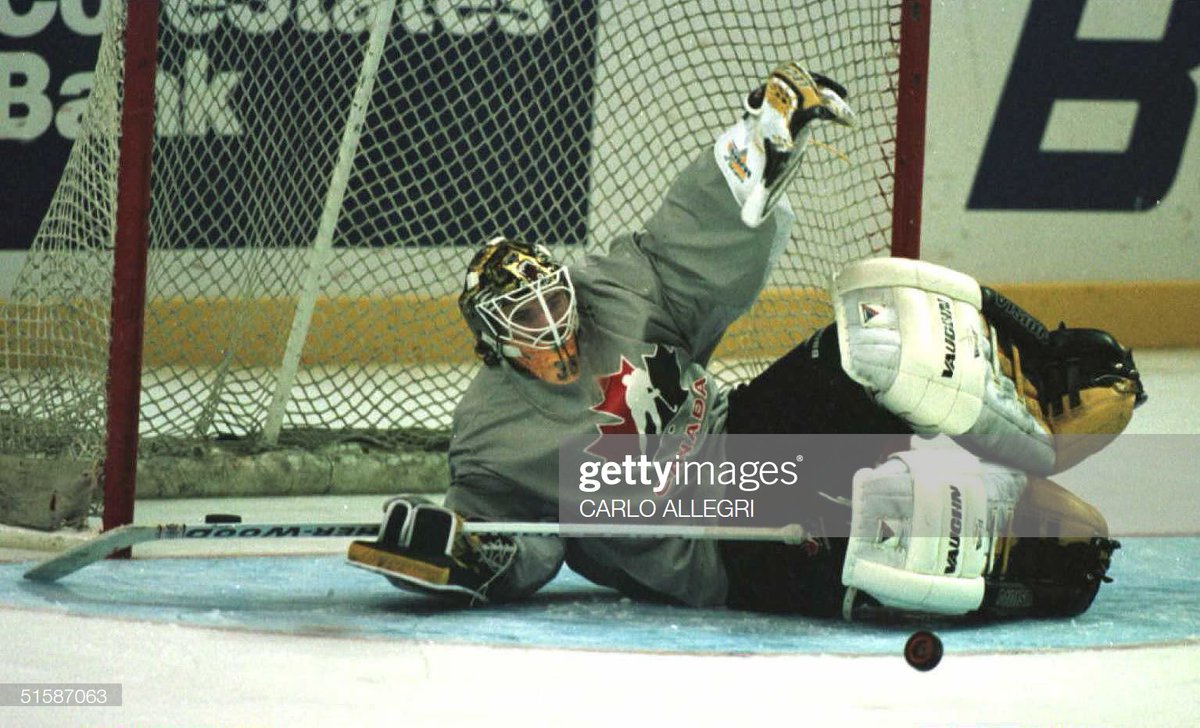 GoalieHistory's tweet image. 2000: Bill Ranford announced retirement from professional hockey.  hockeygoalies.org/bio/ranford.ht…